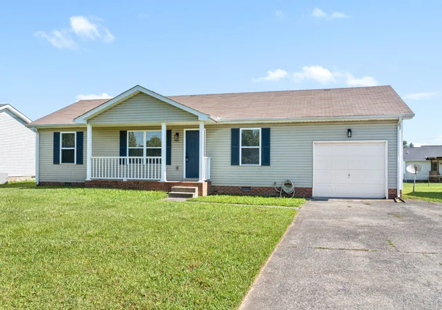 Homes for sale in Clarksville, TN | 1047 Mcclardy Rd, Clarksville, TN 37042 | MLS# 3256231