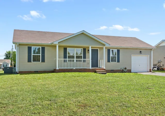 Homes for sale in Clarksville, TN | 1047 Mcclardy Rd, Clarksville, TN 37042 | MLS# 3256231