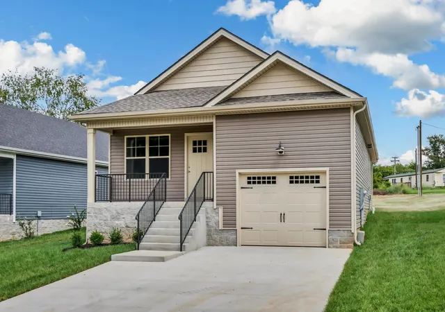 Photo 3 of Single family home for sale at 232 Arkansas Ave, Oak Grove, KY 42262 | MLS# 3179717 | Listing updated on 2026-10-01