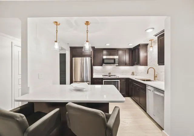 5th image of 6666 Brookmont Ter #1005, Nashville, TN 37205 | MLS# 3178573