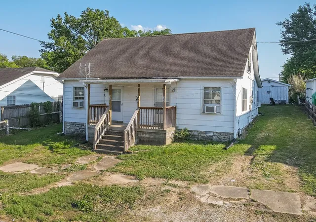 Homes for sale in Lewisburg, TN | 525 Maple St, Lewisburg, TN 37091 | MLS# 3183278