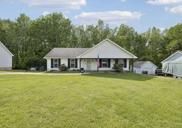 1st image of 105 Hilco Dr, Lafayette, TN 37083 | MLS# 3184577