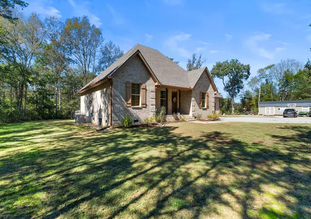 Homes for sale in Lewisburg, TN | 2320 Bob Cheek Rd, Lewisburg, TN 37091 | MLS# 3189910