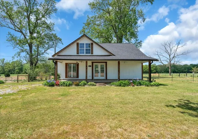 2nd image of 657 Lumley Stand Rd, Manchester, TN 37355 | MLS# 3179812