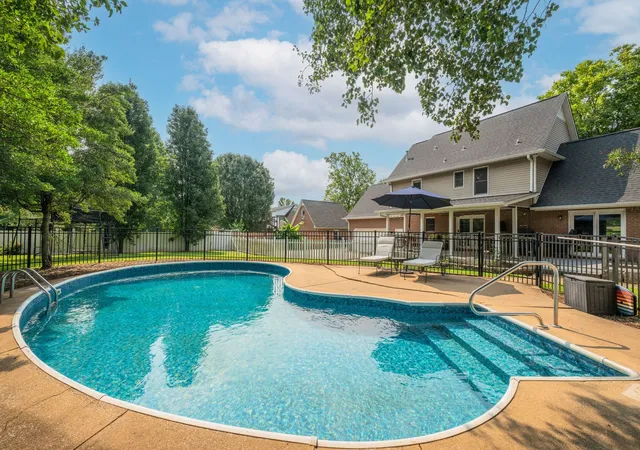 Photo 1 of Single family home for sale at 411 Sunnyside Ln, Columbia, TN 38401 | MLS# 3335279 | Listing updated on 2026-09-15