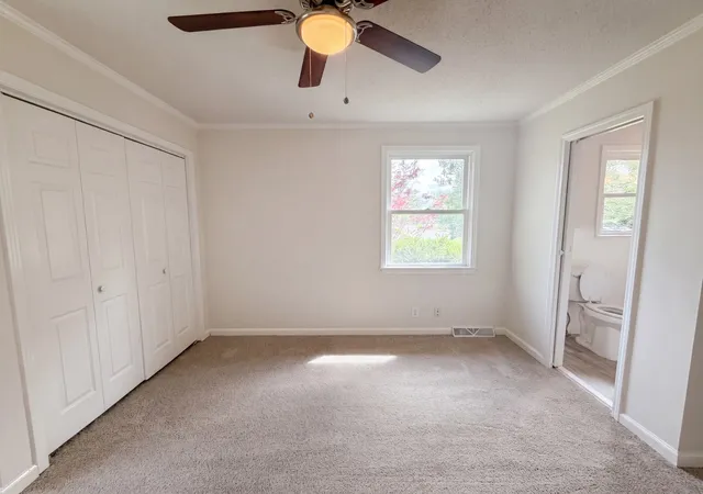Photo 3 of Single family home for sale at 242 Kingswood Dr, Clarksville, TN 37043 | MLS# 3178512 | Listing updated on 2026-09-17