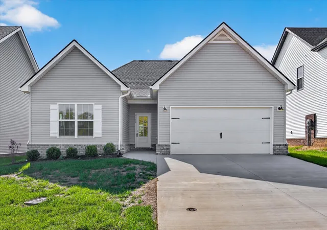 Single family home for sale at 1130 Mary Lu Dr, Clarksville, TN 37042 | MLS# 3178998