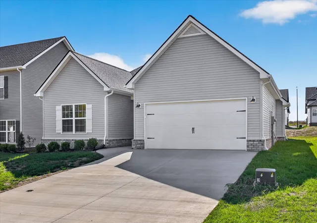 Photo 1 of Single family home for sale at 1130 Mary Lu Dr, Clarksville, TN 37042 | MLS# 3178998 | Listing updated on 2026-10-30