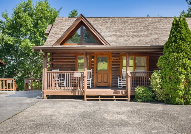 1st image of 839 Golf View Blvd, Pigeon Forge, TN 37863 | MLS# 3179340