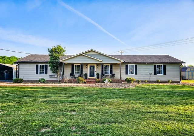 Homes for sale in Lewisburg, TN | 1305 Horseshoe Dr, Lewisburg, TN 37091 | MLS# 3179260