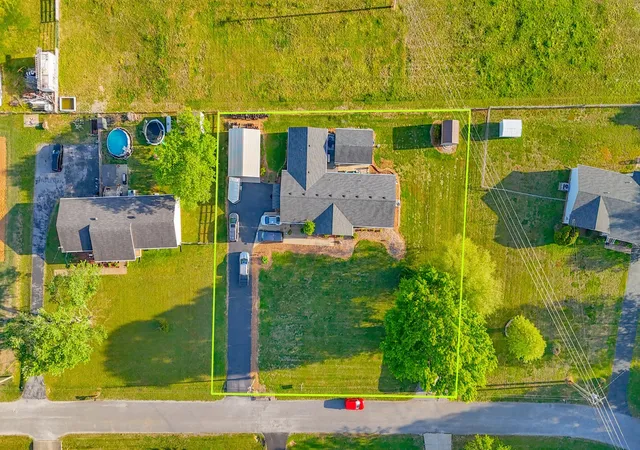 Homes for sale in Lewisburg, TN | 1305 Horseshoe Dr, Lewisburg, TN 37091 | MLS# 3179260