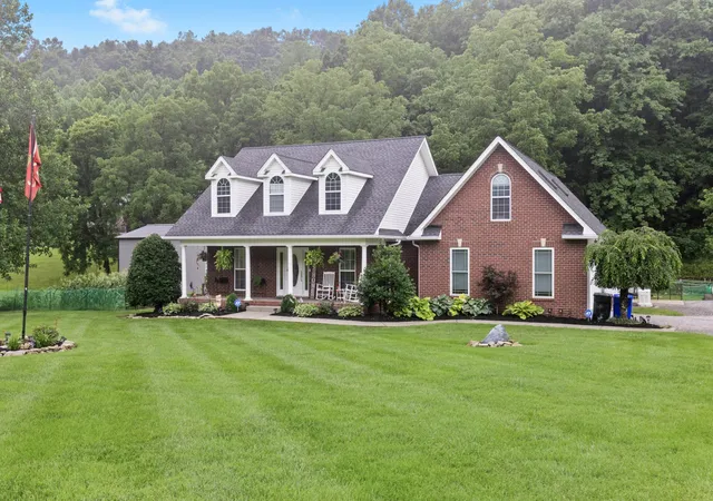 Homes for sale in Bethpage, TN | 454 Campbell Hollow Rd, Bethpage, TN 37022 | MLS# 3224806