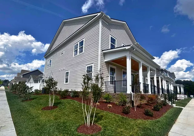 Photo 2 of Townhouse for sale at 100 Ireton Aly, Antioch, TN 37013 | MLS# 3178711 | Listing updated on 2026-08-19