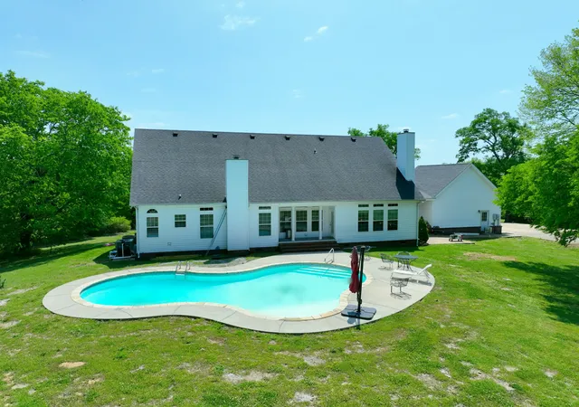 3rd image of 1650 Ricketts Mill Rd, Mount Pleasant, TN 38474 | MLS# 3178743