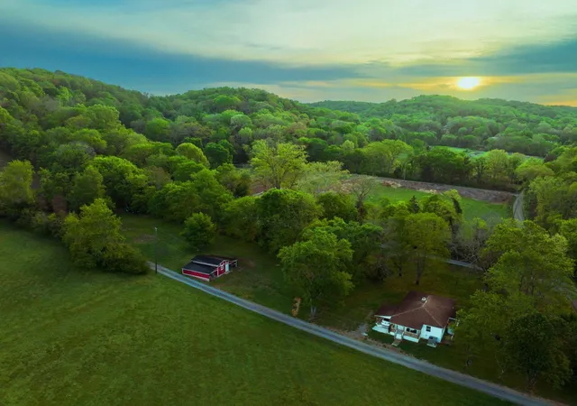 3rd image of 2186 Ingram Rd, Whites Creek, TN 37189 | MLS# 3178767