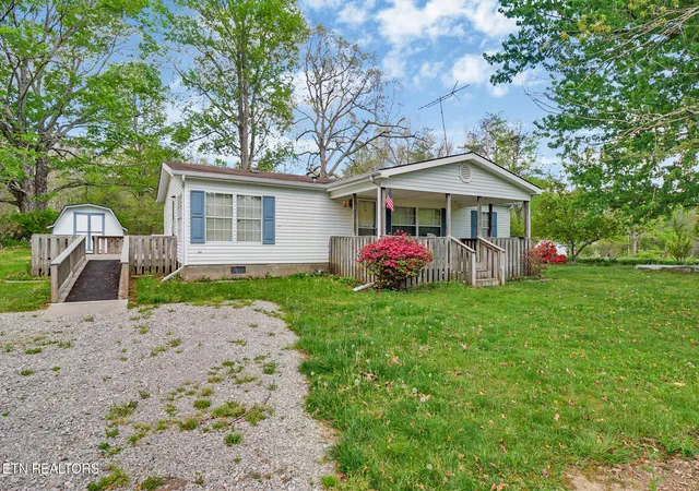 4th image of 1243 Franklin Loop #10 acre, Clarkrange, TN 38553 | MLS# 3255771