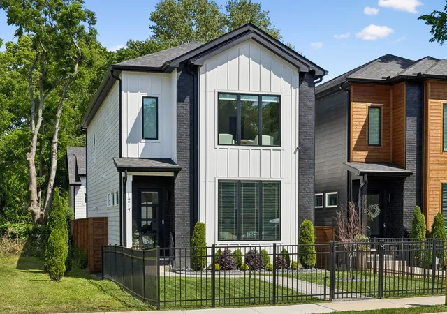 Photo 1 of Single family home for sale at 1217 North 8th St, Nashville, TN 37207 | MLS# 3181714 | Listing updated on 2026-09-21