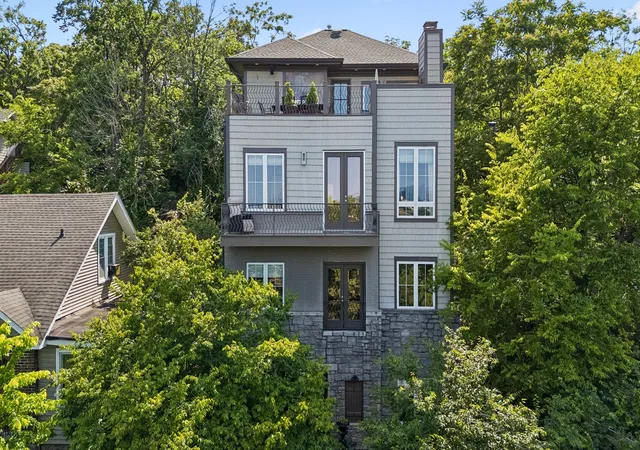 Homes for sale in Nashville, TN | 301 32nd Ave S, Nashville, TN 37212 | MLS# 3214645