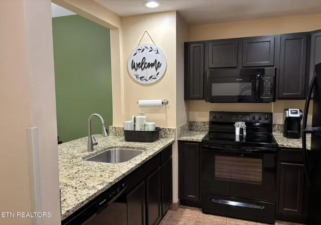 Photo 2 of Condo for sale at 225 Collier Dr #1313, Sevierville, TN 37862 | MLS# 3322503 | Listing updated on 2026-10-05