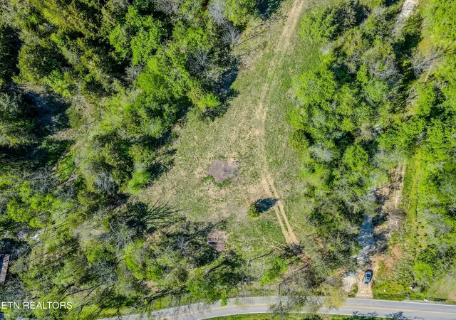 10th image of 646 N Shiloh Rd, Seymour, TN 37865 | MLS# 3509916