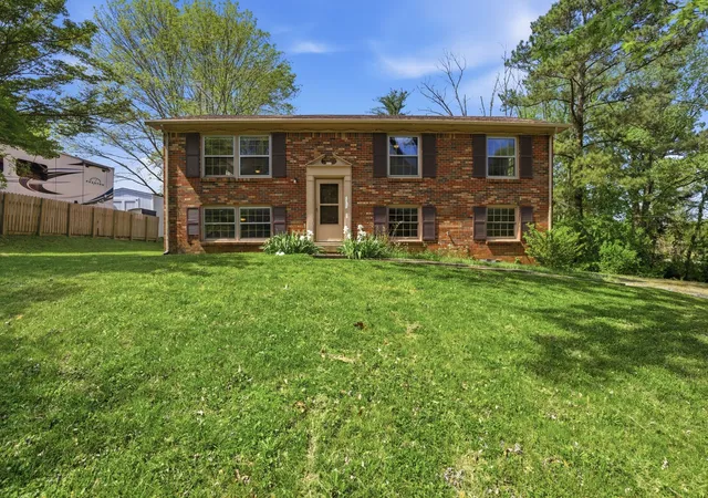 1st image of 1286 Slayden Cir, Clarksville, TN 37040 | MLS# 3180459