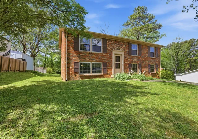 2nd image of 1286 Slayden Cir, Clarksville, TN 37040 | MLS# 3180459
