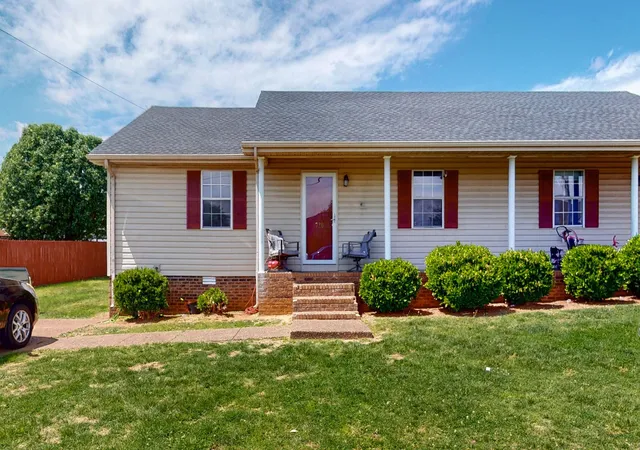2nd image of 720 Pat Ave, Hopkinsville, KY 42240 | MLS# 3178988