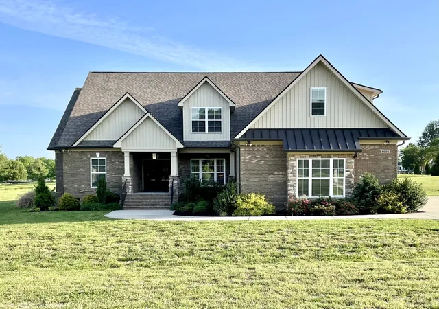 Photo 1 of Single family home for sale at 8006 Traditions Ln, Columbia, TN 38401 | MLS# 3178970 | Listing updated on 2026-08-25