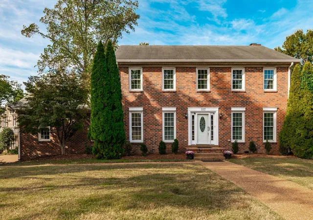 Photo 1 of Single family home for sale at 107 Wallingford Ct, Hendersonville, TN 37075 | MLS# 3615421 | Listing updated on 2026-10-10