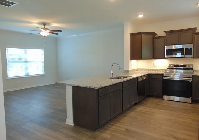 Photo 4 of Single family home for sale at 287 Spring St, La Vergne, TN 37086 | MLS# 3179054 | Listing updated on 2026-08-15