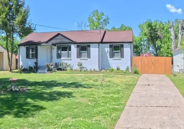 Photo 1 of Single family home for sale at 4939 Hopedale Dr, Nashville, TN 37211 | MLS# 3179973 | Listing updated on 2026-07-22