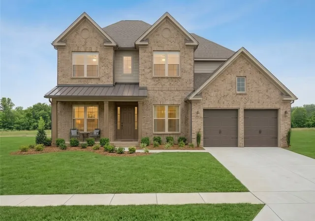 Photo 1 of Sale Pending at 6010 Painted Skies Dr, Spring Hill, TN 37174 | MLS# 3179098 | Listing updated on 2026-10-03