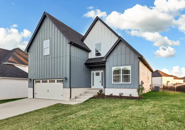 Homes for sale in Clarksville, TN | 994 Alton Dr, Clarksville, TN 37043 | MLS# 3180523