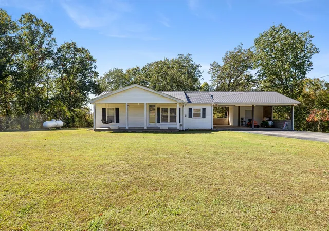 Homes for sale in Lyles, TN | 6204 Hwy 230, Lyles, TN 37098 | MLS# 3179194