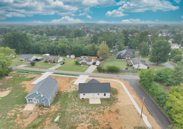 Photo 2 of Single family home for sale at 398 N Harris Rd, Portland, TN 37148 | MLS# 3179212 | Listing updated on 2026-09-24