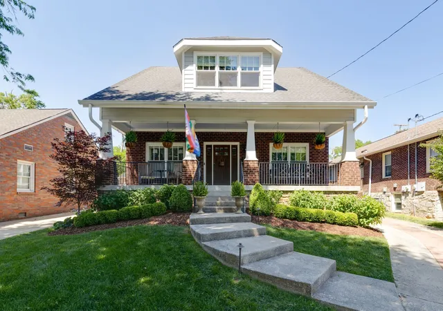 Homes for sale in Nashville, TN | 2500c W Linden Ave, Nashville, TN 37212 | MLS# 3180060
