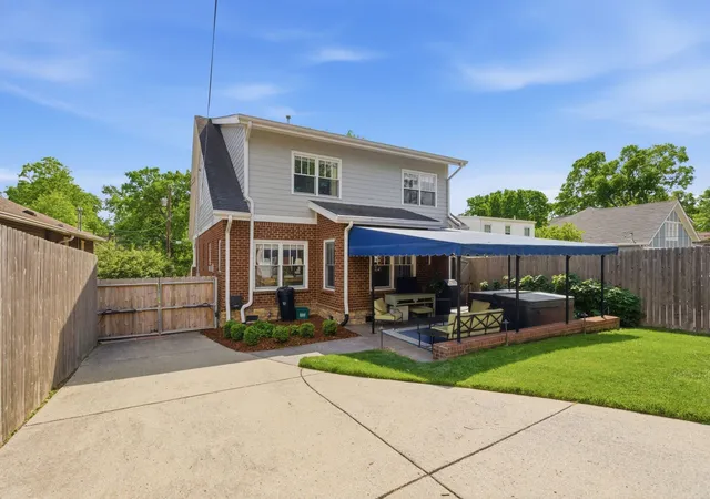 Homes for sale in Nashville, TN | 2500c W Linden Ave, Nashville, TN 37212 | MLS# 3180060