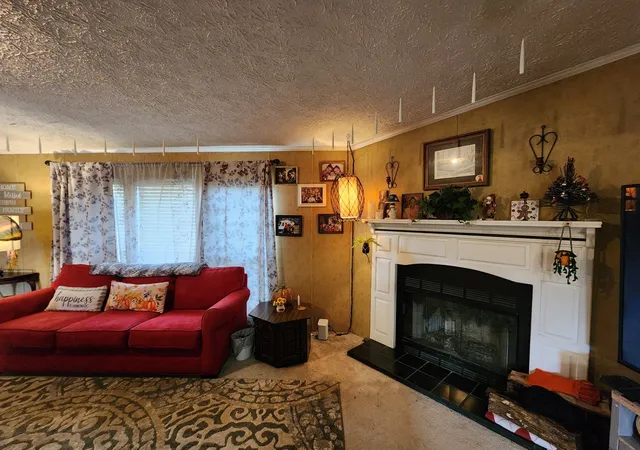 Photo 3 of Manufactured home for sale at 1110 Hunt St, Winchester, TN 37398 | MLS# 3602885 | Listing updated on 2026-09-29