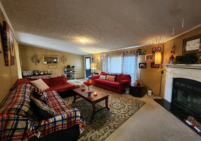 Photo 4 of Manufactured home for sale at 1110 Hunt St, Winchester, TN 37398 | MLS# 3602885 | Listing updated on 2026-09-29