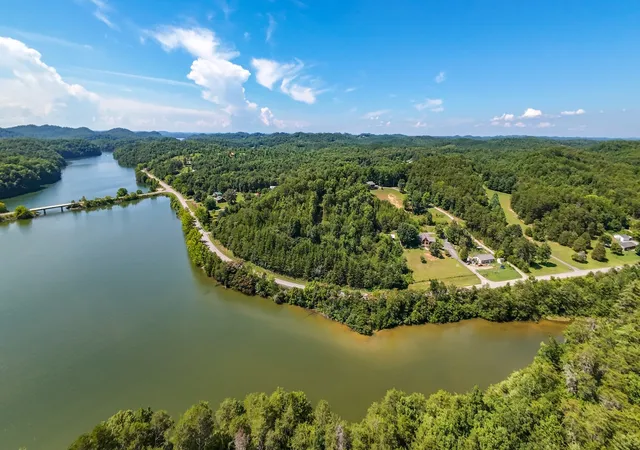 24th image of 151 Citico Rd, Vonore, TN 37885 | MLS# 3242174