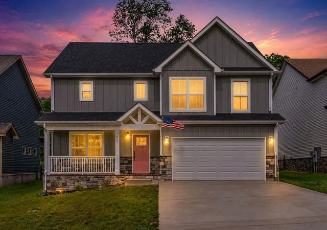 Photo 1 of Single family home for sale at 661 Battery Ct, Clarksville, TN 37042 | MLS# 3179532 | Listing updated on 2026-09-14