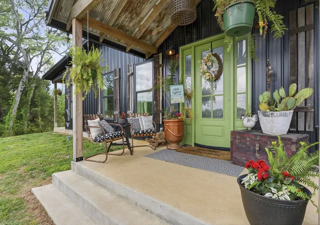 Photo 3 of Single family home for sale at 8000 Hwy 269 Bell Buckle Rd, Christiana, TN 37037 | MLS# 3185168 | Listing updated on 2026-06-26