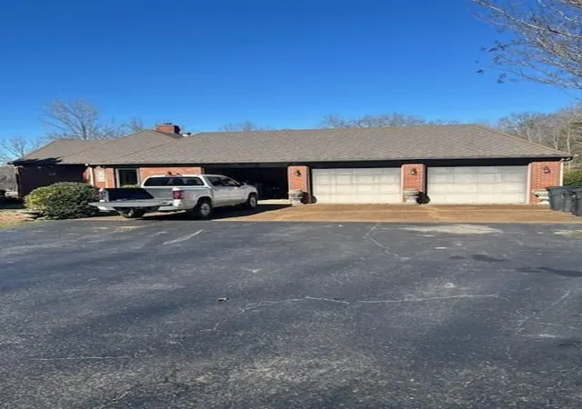 Homes for sale in Camden, TN | 1842 Hwy 641 S, Camden, TN 38320 | MLS# 3179582