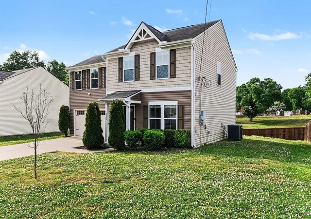 Photo 3 of Single family home for sale at 136 Moshe Yaalon Dr, La Vergne, TN 37086 | MLS# 3183745 | Listing updated on 2026-08-21