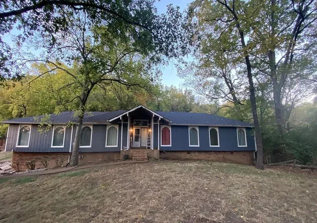 Photo 3 of Single family home for sale at 1222 Country Rd, Franklin, TN 37069 | MLS# 3211641 | Listing updated on 2026-09-04