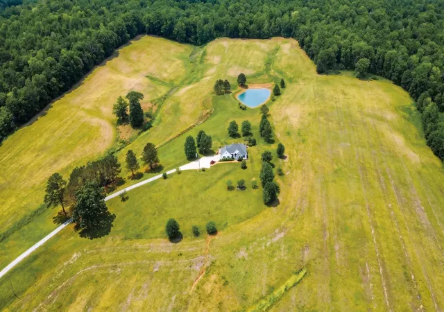 Sale Pending at 430 Hurricane Crk Dr, Stewart, TN 37175 | MLS# 3205446 | Listing updated on 2026-06-18