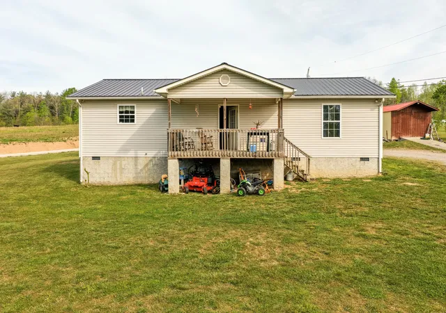 Homes for sale in Spring City, TN | 90 Illuminary Firetower Rd, Spring City, TN 37381 | MLS# 3179630