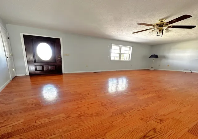 Homes for sale in Russellville, TN | 1694 Mullins Rd, Russellville, TN 37860 | MLS# 3182289