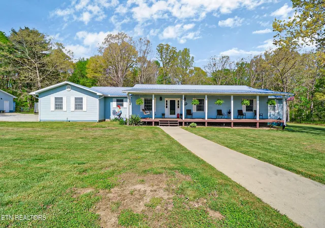 1st image of 220 Old Gatewood Ford Rd, Jamestown, TN 38556 | MLS# 3179691