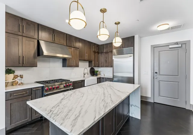 Listing Photo 3 - Condo for sale in Broadwest Residences located at 1616 W End Ave, Nashville, TN 37203 - Unit #2303